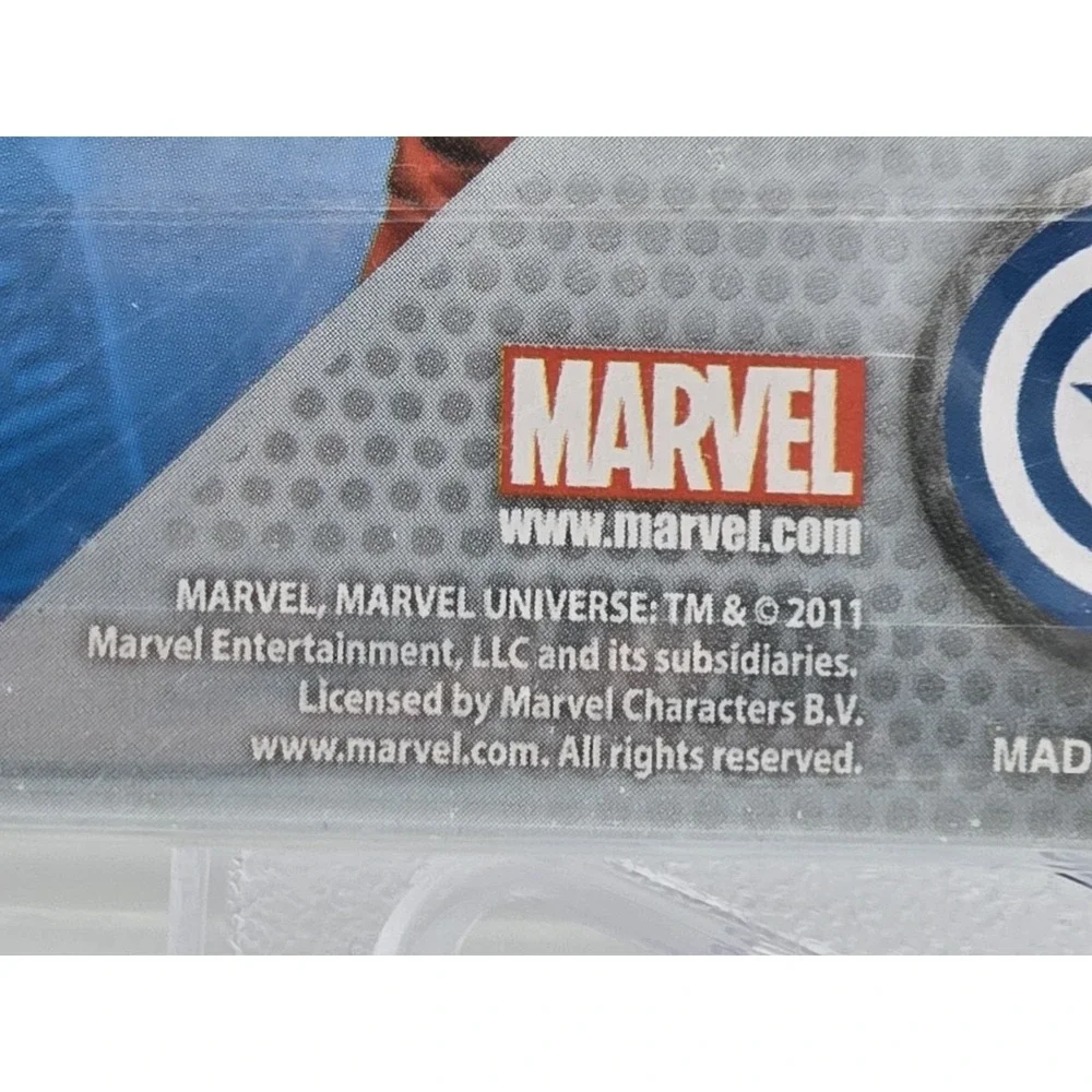 2 Lot Marvel Captain America Shield Pewter Key Ring NEW SEALED &‎ Lanyard!
